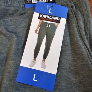 Kirkland Signature Ladies Lightweight Jogger